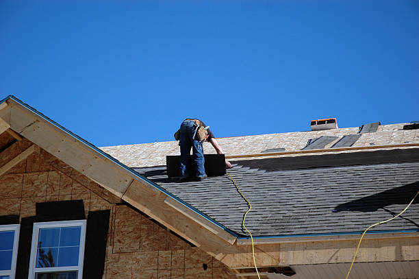 Best Gutter Installation and Roofing  in Hartford, MI